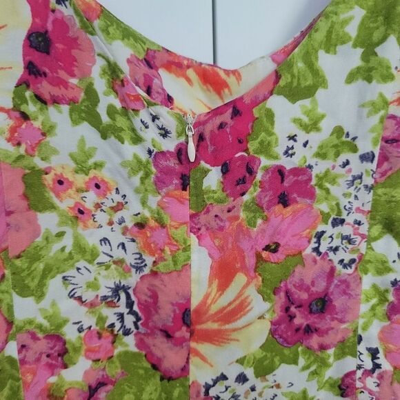 Forever 21 Colorful Floral Spaghetti Strap Romper, Medium - Picture 6 of 7